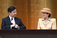 「科学技術と人類の未来に関する国際フォーラム」に出席された皇太子ご夫妻＝京都市左京区の国立京都国際会館で２０１７年１０月３日、久保玲撮影