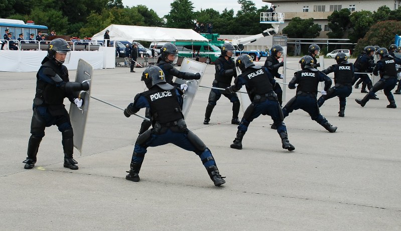 合同訓練 警視庁機動隊の新隊員４７０人参加 江東 東京 毎日新聞