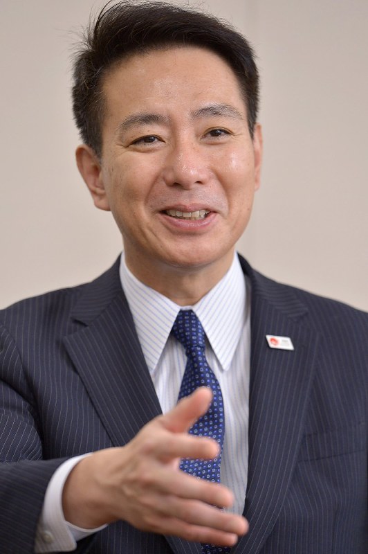 インタビューに答える前原誠司民進党代表=東京都千代田区の同党本部で2017年10月4日、渡部直樹撮影