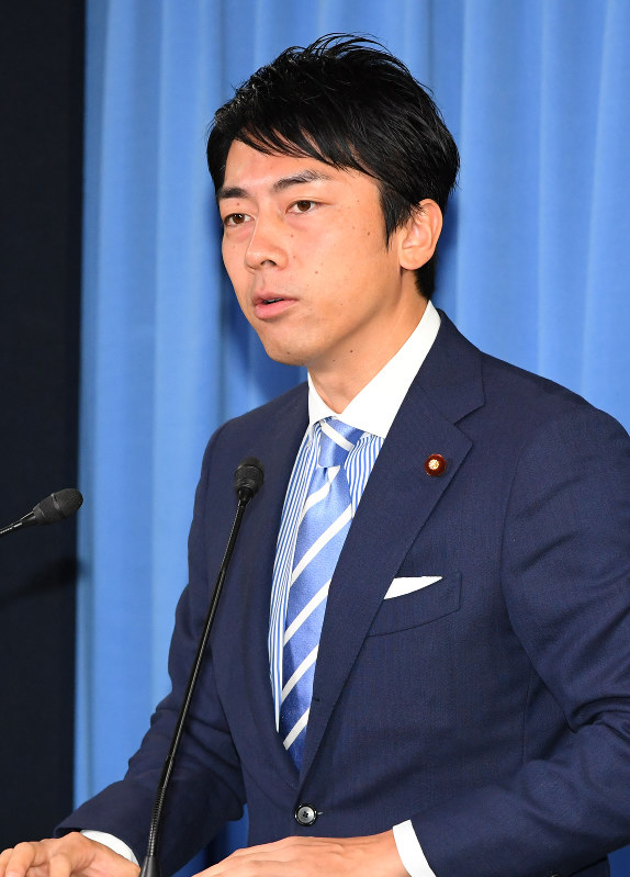 自民党の小泉進次郎筆頭副幹事長=東京都千代田区の同党本部で2017年9月19日、川田雅浩撮影