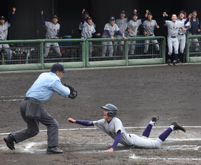 秋季東北地区高校野球大会 花巻東が４強入り 黒沢尻工は敗れる 岩手 毎日新聞