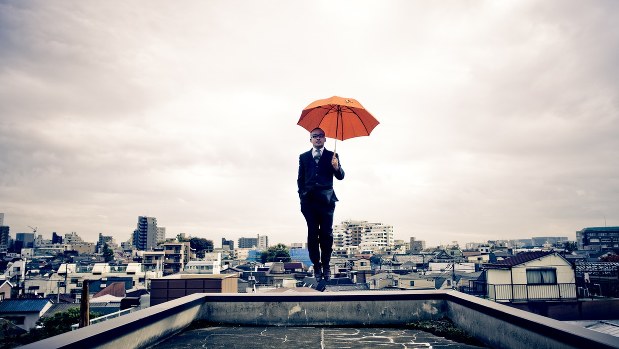 雨模様 は 雨が降っている 降っていない ミスを見逃さない校閲の技術 毎日新聞校閲グループ 毎日新聞 経済プレミア