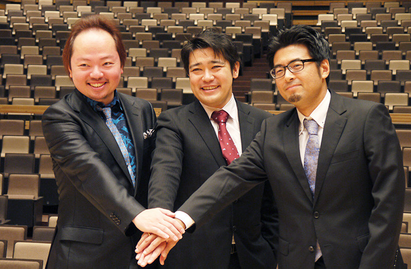 (左から)山形交響楽団の高橋和貴、関西フィルハーモニー管弦楽団の岩谷祐之、日本センチュリー交響楽団の北口大輔=大阪府豊中市で、田中博子撮影