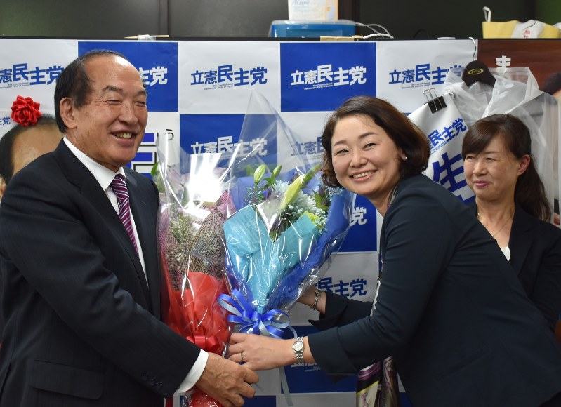 衆院選２０１７ 比例代表で明暗 希望 共産の前職 議席失う 千葉 毎日新聞