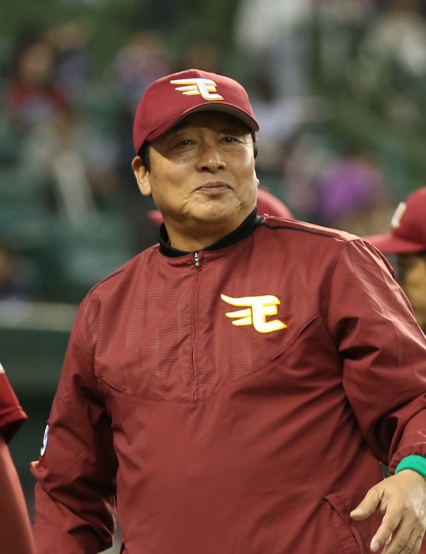 プロ野球：楽天・梨田監督、来季続投要請を受諾 | 毎日新聞