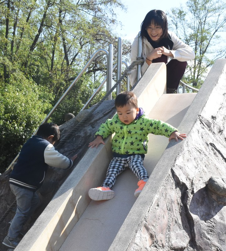 初霜 甲府で観測 今秋一番の冷え込み 県内全１０地点 山梨 毎日新聞