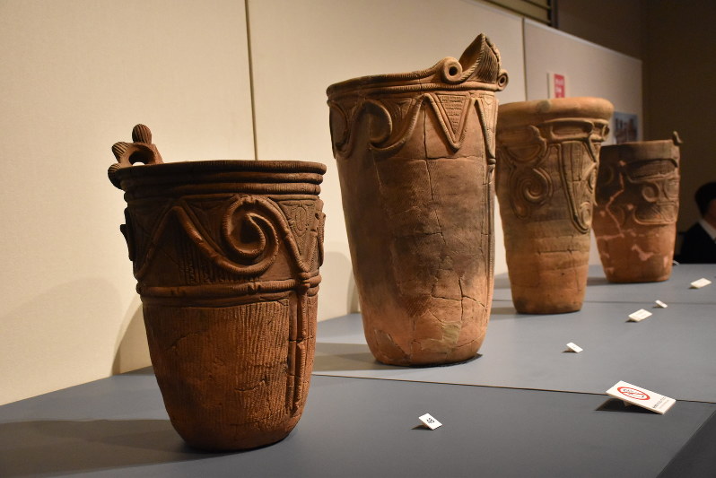 企画展 縄文土器９０点 千曲 長野 毎日新聞