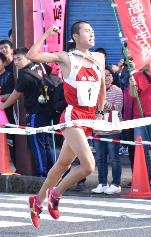 全国高校駅伝 県予選 都大路へ 男子 小林 ２０年連続５６回目 女子 宮崎日大 ４年連続５回目 宮崎 毎日新聞