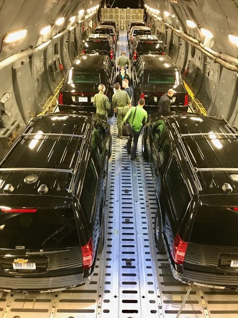 大統領専用車（2台セット）迫力の1/24スケール