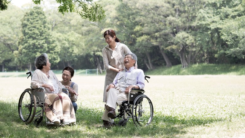 趣味や特技の記憶につながる介護ができれば、本人も心地よく過ごせるはず