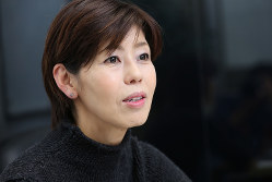「他人をバカにしたがる男たち」の著者・河合薫さん＝２０１７年１０月２５日、太田康男撮影