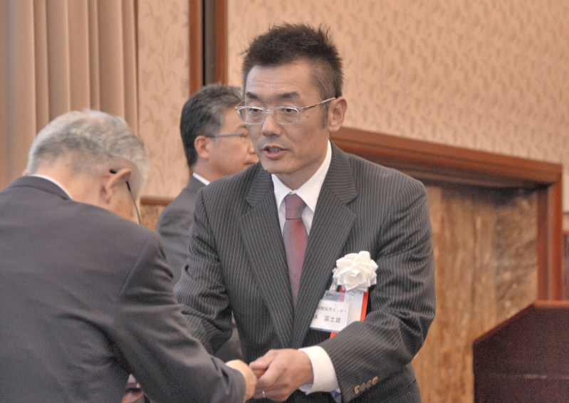 日本新聞協会地域貢献大賞 表彰式 福島9販売店に 毎日新聞