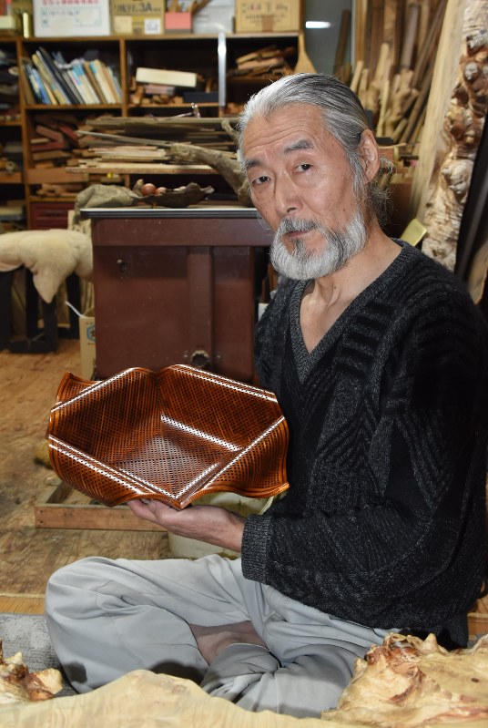 人 あきた 伝統の継承も熱心に 現代の名工 佐藤咲夫さん 秋田 毎日新聞