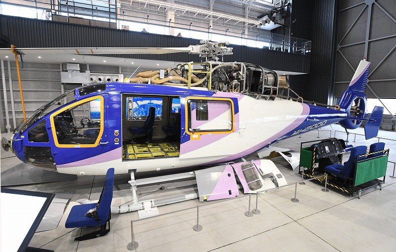 航空機・ヘリコプター YS-11A YUXIANG F07S: A radio-controlled helicopter that anyone can