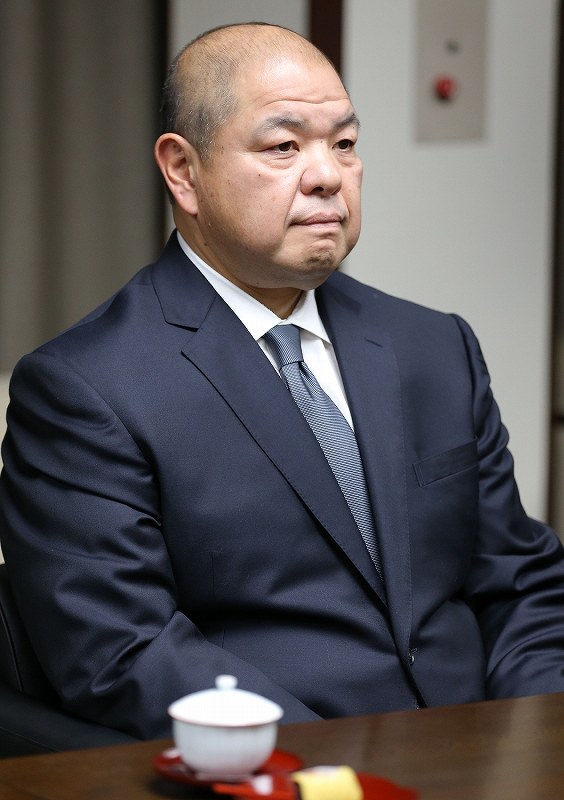 横審：白鵬の万歳三唱、批判の声 [写真特集5/9] | 毎日新聞