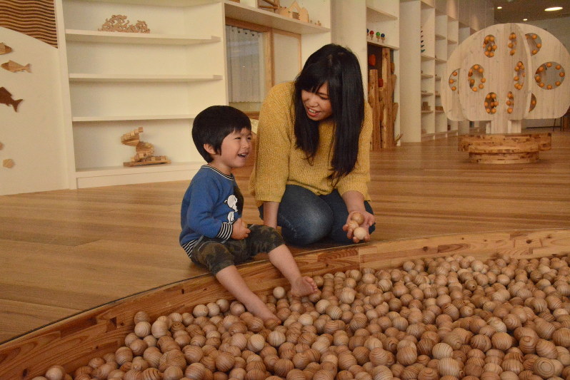 ｎｅｗｓ 東西南北 木育の場にウッドデザイン賞 日南 宮崎 毎日新聞