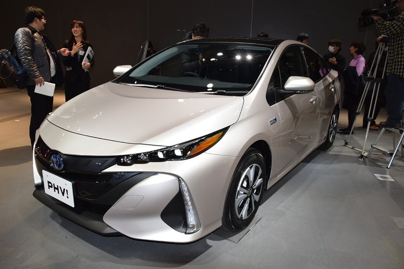 Toyota Prius hybrid car set to mark 20 years since launch - The Mainichi
