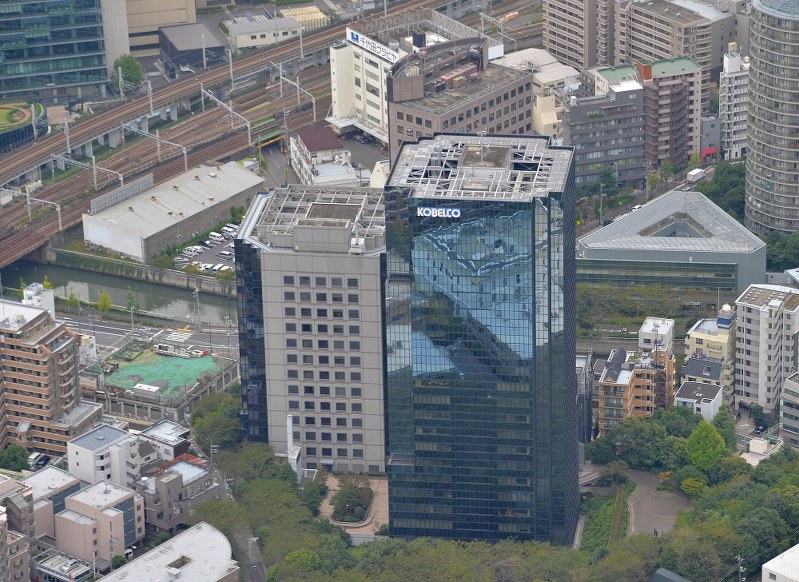 神戸製鋼所東京本社=本社ヘリから藤井達也撮影