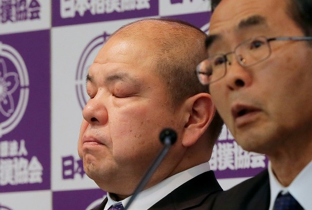 相撲協会 白鵬 鶴竜を減給 貴乃花親方の処分先送り 毎日新聞