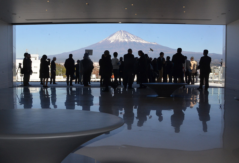 最上階の展望ホールから、富士山がくっきり見えた