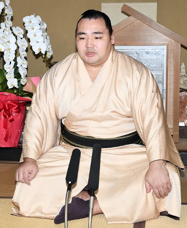 大相撲 力士会 新会長に鶴竜 毎日新聞