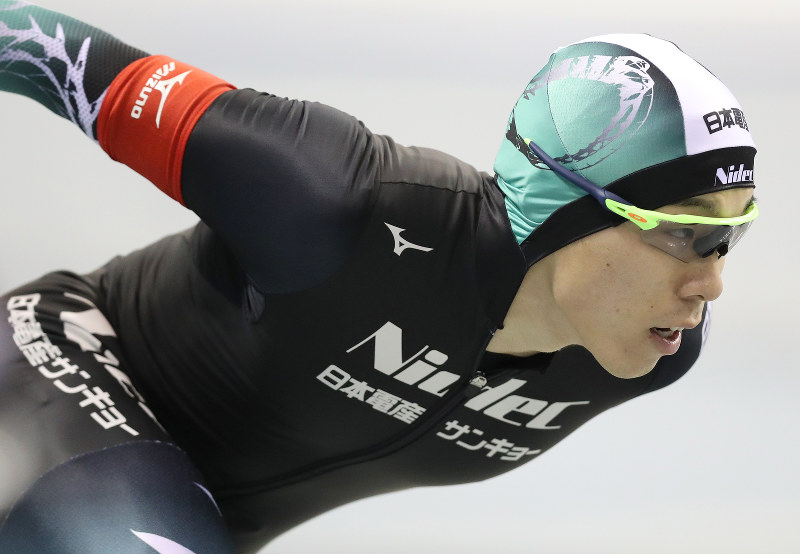 男子500メートルで優勝した長谷川翼=エムウェーブで2017年12月27日、佐々木順一撮影