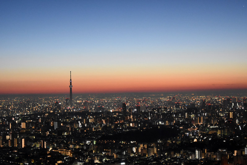初日の出 サンシャイン60展望台から眺める 東京 池袋 写真特集2 3 毎日新聞 初日の出 サンシャイン60展望台から眺める 東京 池袋 写真特集2 3 毎日新聞