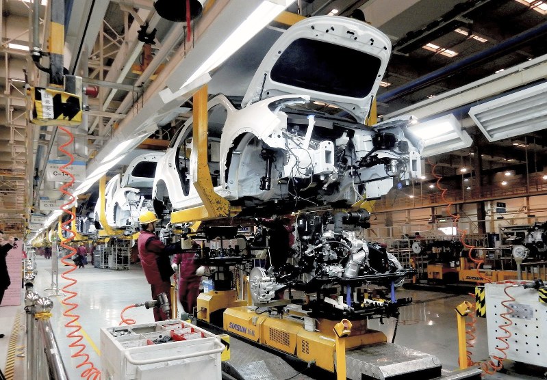 拡大が続く中国自動車市場だが、成長は鈍化している=中国・合肥市の安徽江淮汽車集団で2017年12月6日、赤間清広撮影