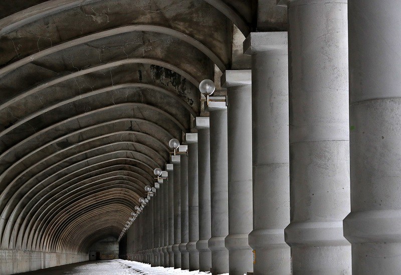 北国百景 波音響くタイムトンネル 稚内港北防波堤ドーム 北海道 写真特集2 5 毎日新聞
