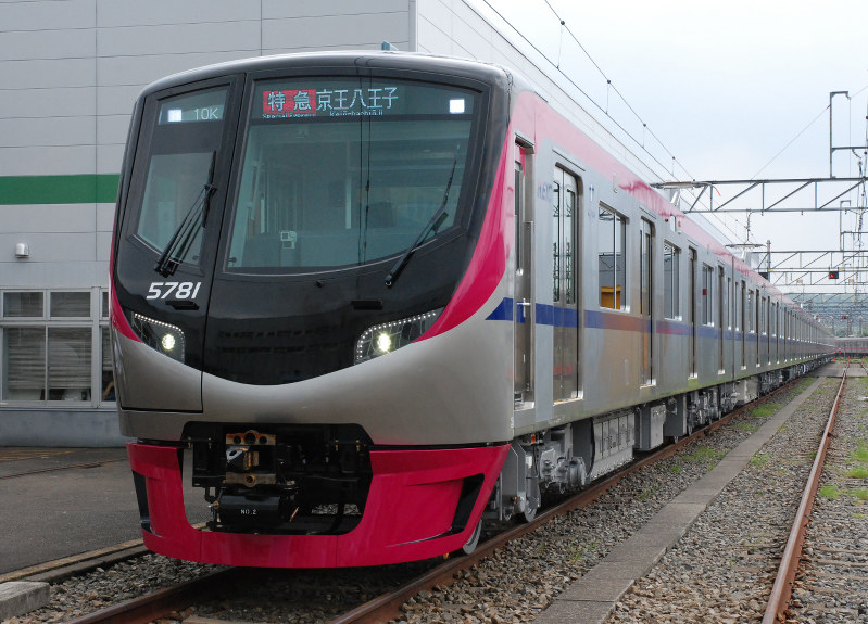 京王が新たに導入した新車両5000系