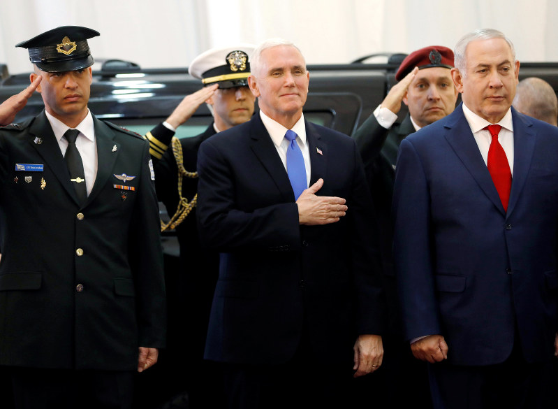 米副大統領:「米大使館移転、19年末までに」 毎日新聞