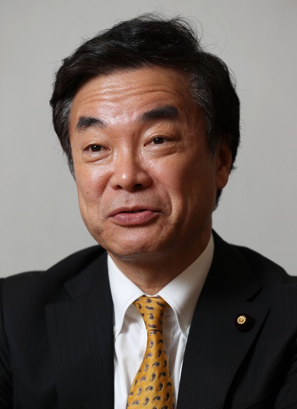 松沢成文氏