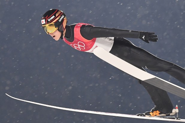 五輪ジャンプ 小林陵 葛西ら４人全員がラージヒル決勝へ 毎日新聞