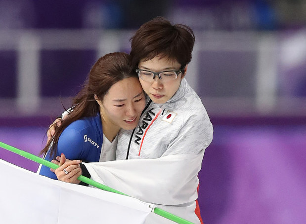 In Photos: Japanese speed skater Kodaira grabs gold, record in