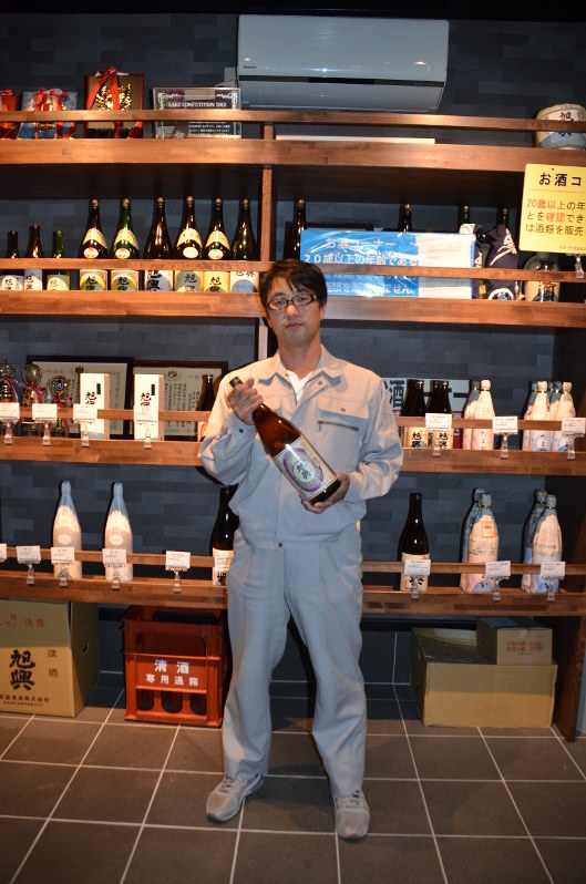 「地元の人が誇れる酒を造りたい」と語る渡辺酒造の渡辺英憲社長=大田原市須佐木で