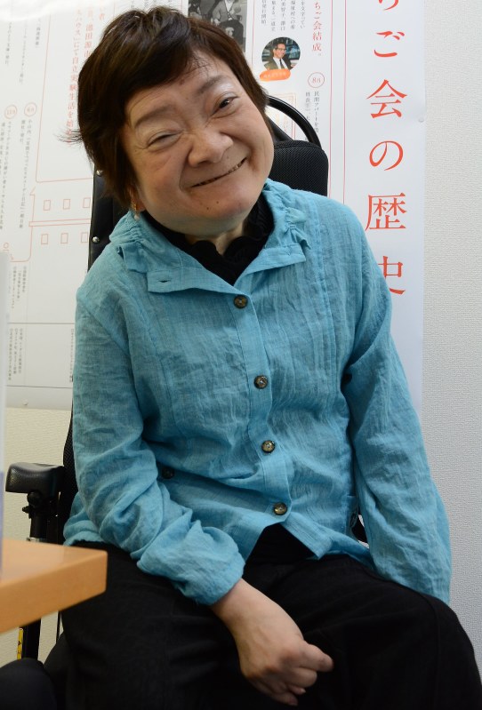 「障害者が結婚すること、出産することを自由に決められる社会を」と話す小山内さん=札幌市西区で、安達恒太郎撮影