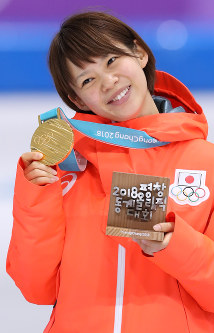 五輪スケート：高木菜が金メダル マススタート [写真特集13/10
