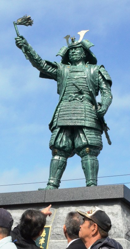 島津義弘 公像が完成 威風堂々の姿 新名所期待 道の駅えびの 宮崎 毎日新聞