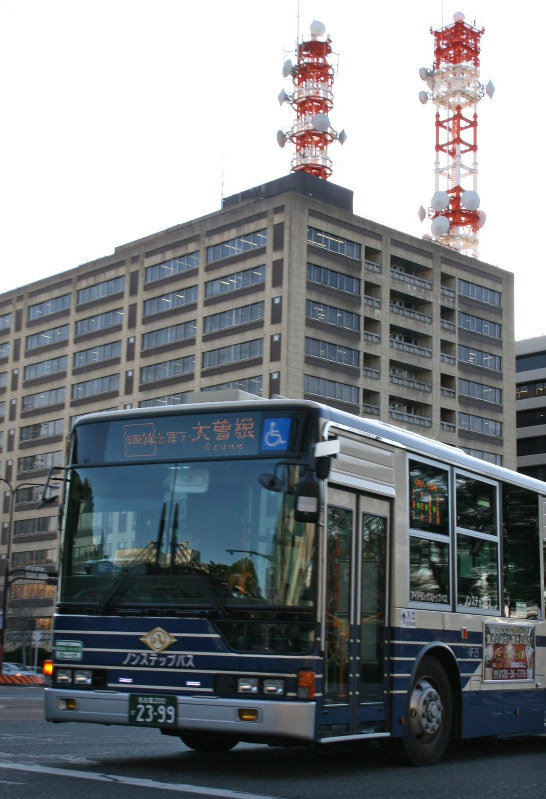 名古屋市営バス=稲垣衆史撮影