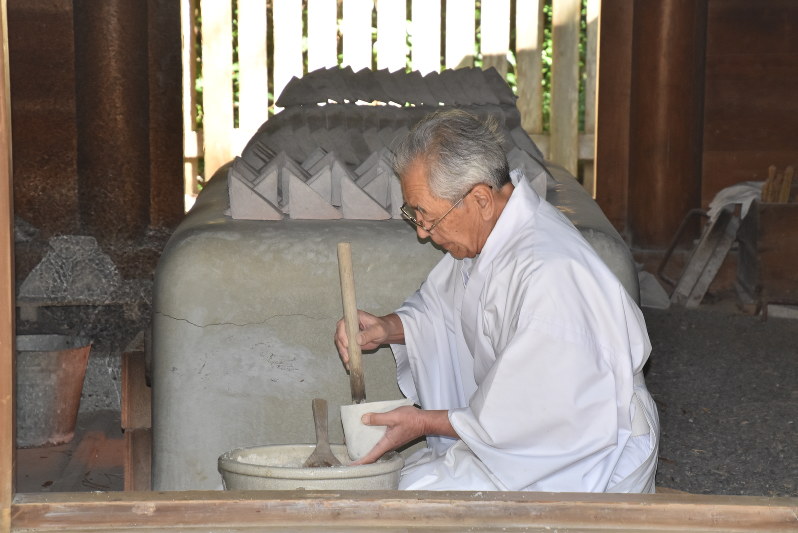 堅塩作り ２０００年の歴史 伊勢 御塩殿神社 三重 毎日新聞