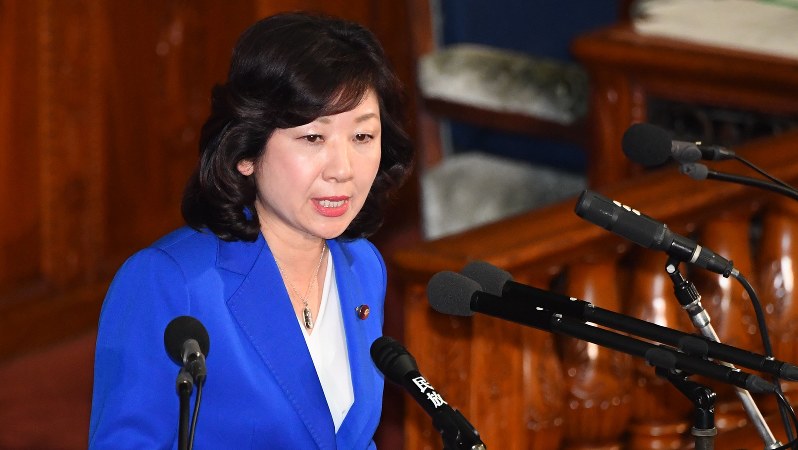 野田聖子総務相=国会内で2018年2月15日、川田雅浩撮影