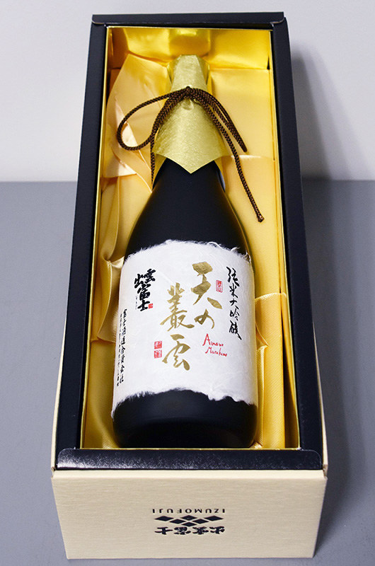 日本酒「出雲富士 純米大吟醸 天の叢雲」=山田英之撮影