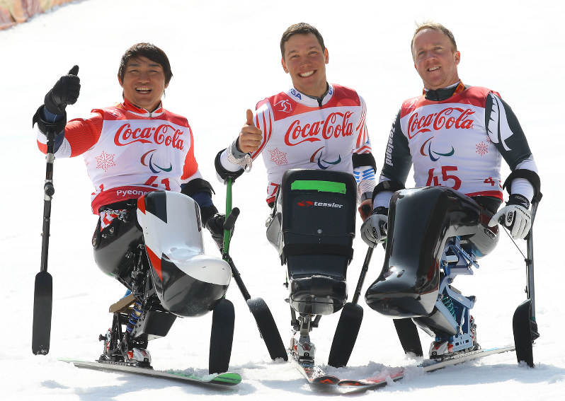 パラ男子滑降座位 滑走技術と挑戦心のなせる業 森井が銀 毎日新聞