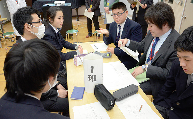 授業 知的障害者 選挙に意識高め 福井大教授ら東京の特別支援学校で 班で候補者選択 生徒同士で議論も 福井 毎日新聞