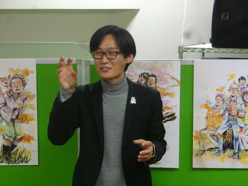 「絆画」について語る大村順さん=毎日メディアカフェで
