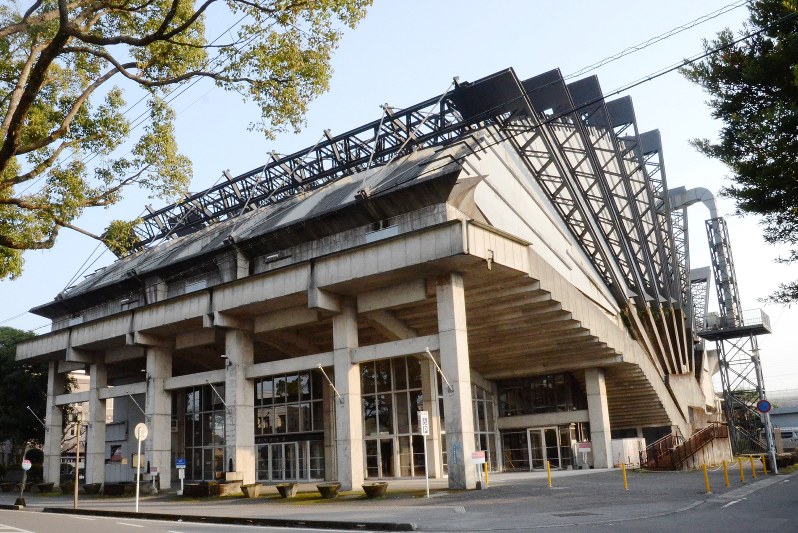 南九州学園が市に返還予定の旧都城市民会館