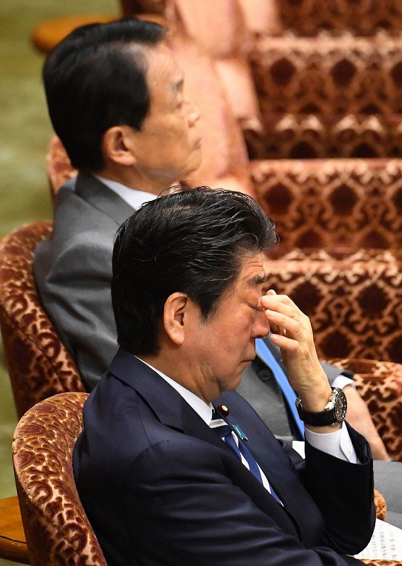 政治ウオッチ：参院予算委員会など [写真特集3/25] | 毎日新聞