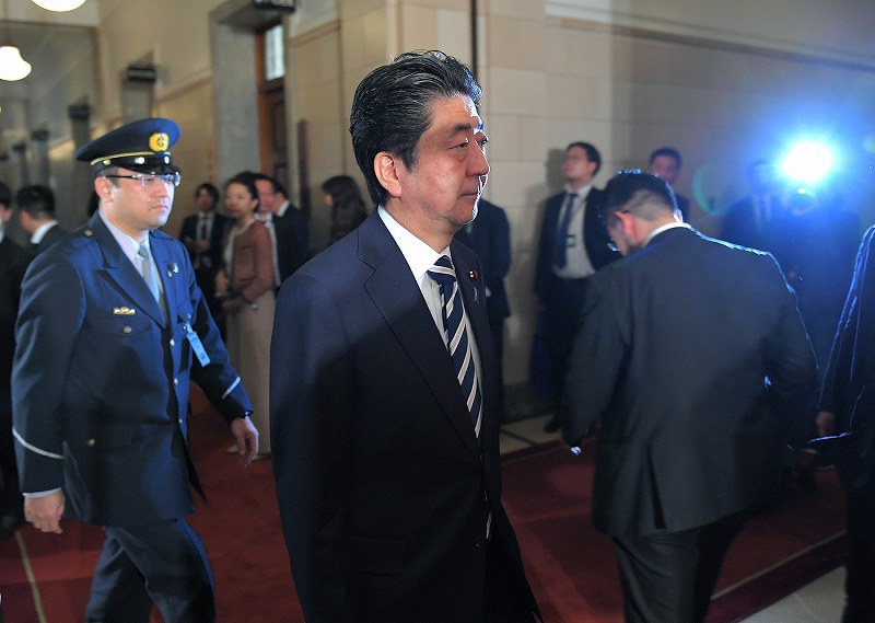 政治ウオッチ：参院予算委員会など [写真特集3/25] | 毎日新聞