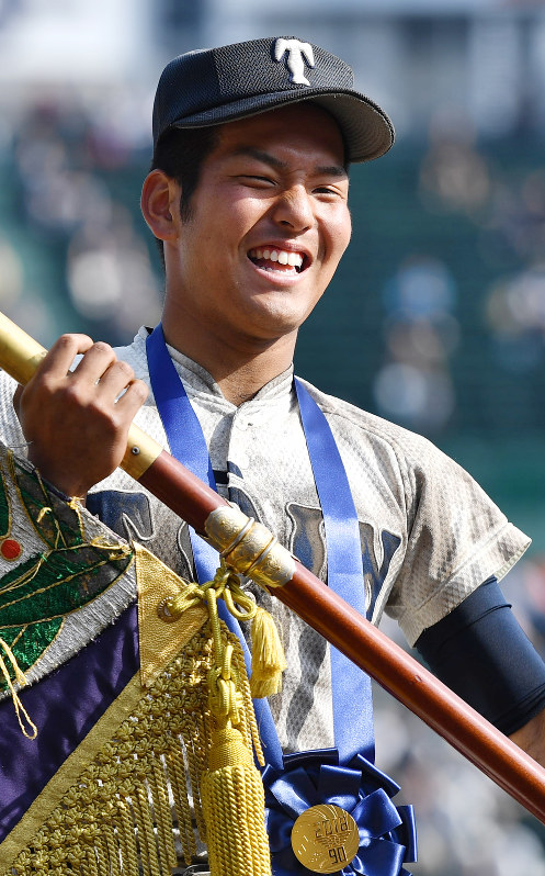 ひと 中川卓也さん センバツ2連覇の大阪桐蔭の主将 毎日新聞 ひと 中川卓也さん センバツ2連覇の大阪桐蔭の主将 毎日新聞