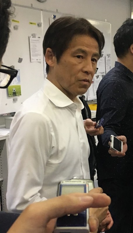 W杯に向けて意気込みを語った西野新監督